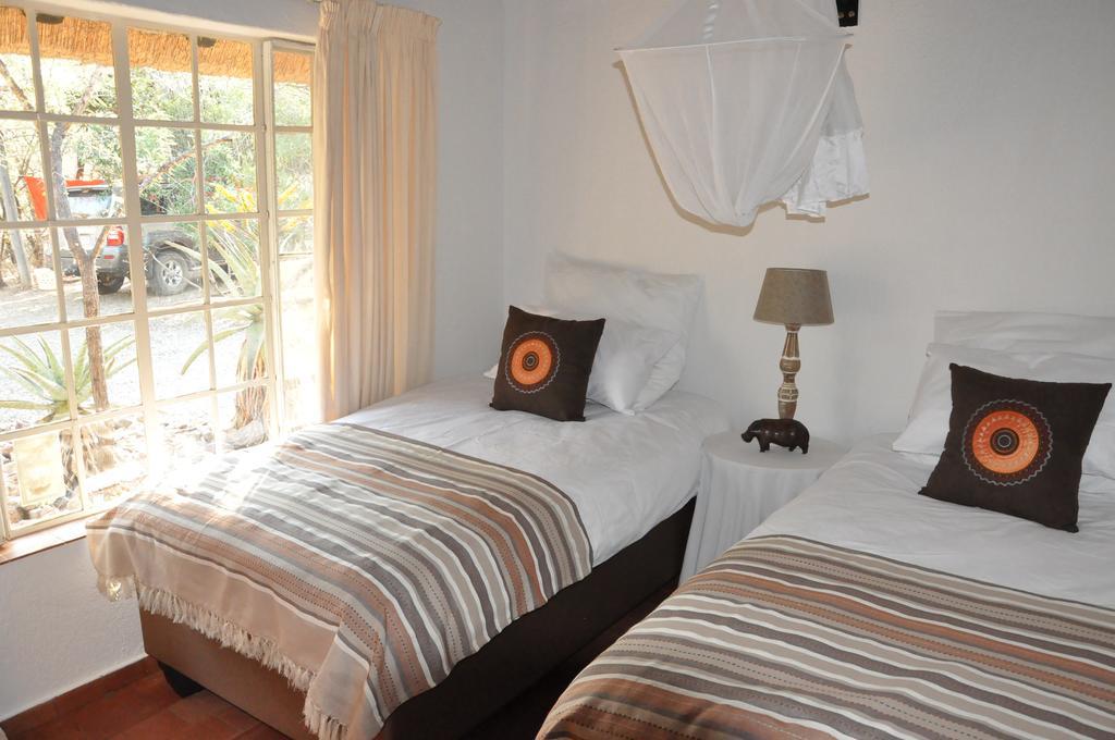 Treetops Marloth Park Exterior photo